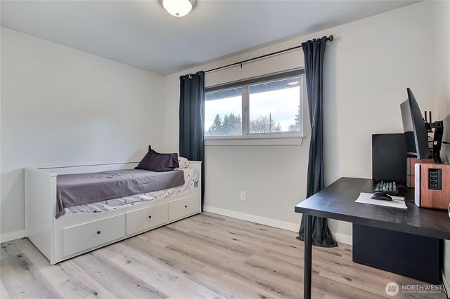 511 S 92nd St, Tacoma, WA 98444