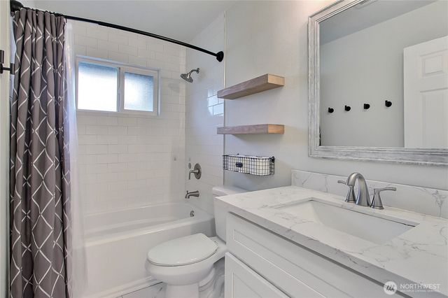 511 S 92nd St, Tacoma, WA 98444