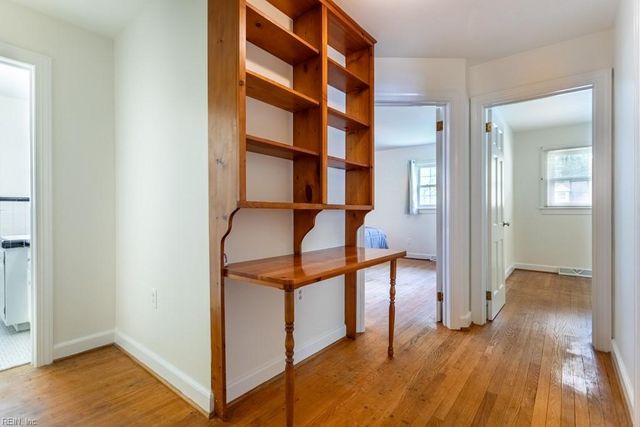 4 Royall PL, Newport News, VA 23606