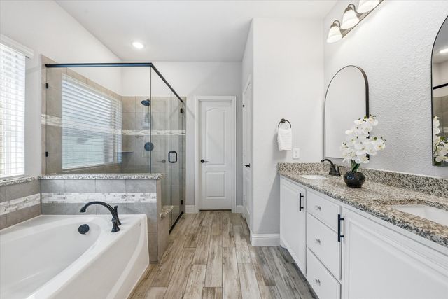 300 Ben Thomas Street, Burleson, TX 76028