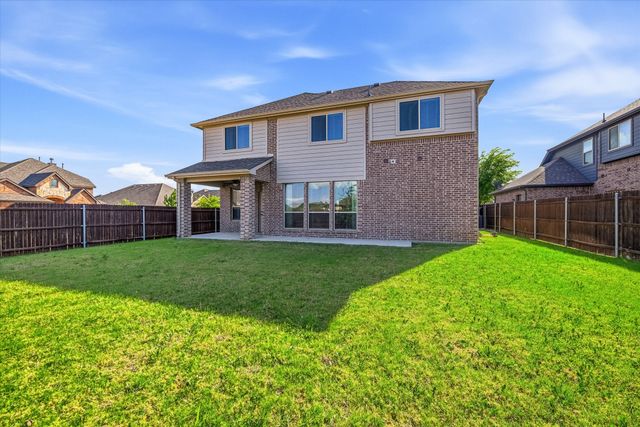 300 Ben Thomas Street, Burleson, TX 76028