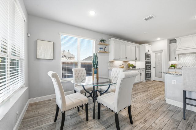 300 Ben Thomas Street, Burleson, TX 76028