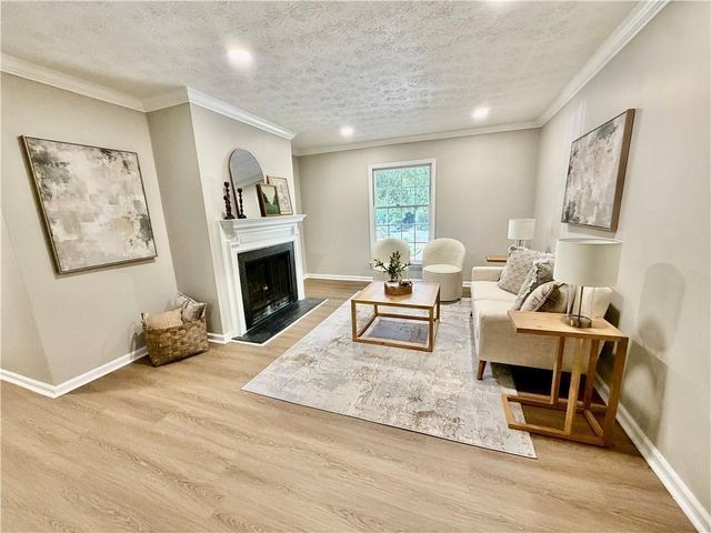 6700 Roswell Road 11D, Atlanta, GA 30328