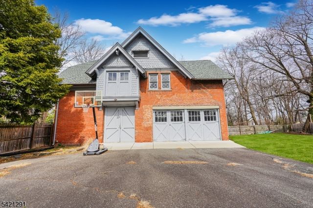 811 Field Ave, Plainfield City, NJ 07060