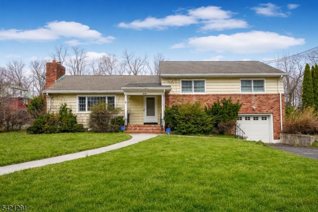 811 Field Ave, Plainfield City, NJ 07060