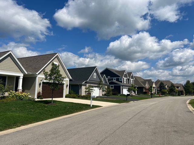 6920 Cambria Cove, Lakewood, IL 60014