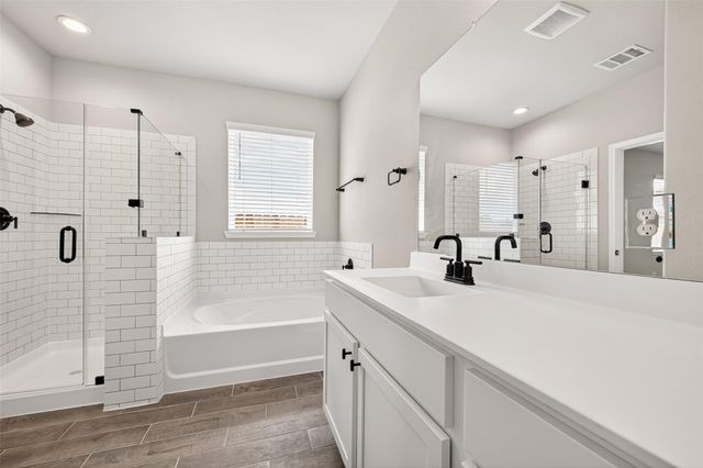 312 Stone Placa, Brookshire, TX 77423