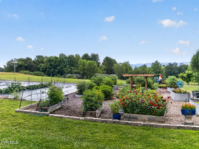 835 John Bird Road, Afton, TN 37616