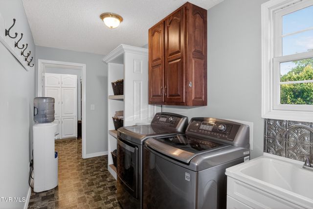 835 John Bird Road, Afton, TN 37616