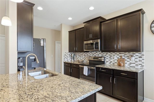 8423 KARPEAL DRIVE 1501, Sarasota, FL 34238