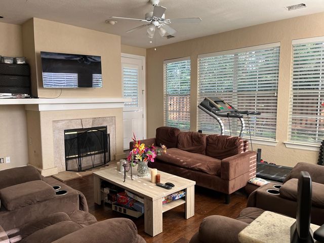 3 Candle Pine Place Place, The Woodlands, TX 77381