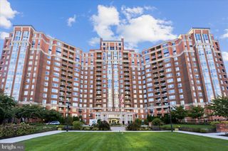5809 NICHOLSON LN #109, Rockville, MD 20852