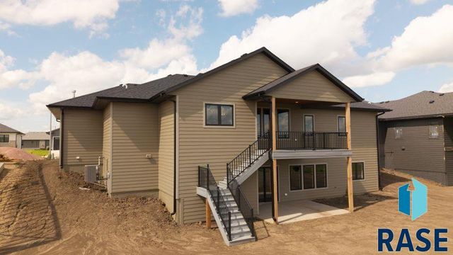 6505 E Fieldview St Street, Sioux Falls, SD 57110