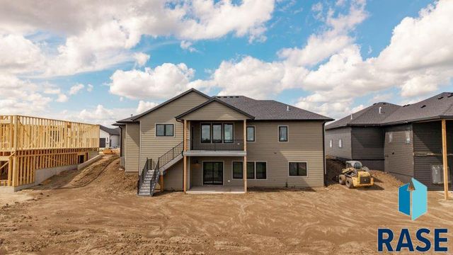 6505 E Fieldview St Street, Sioux Falls, SD 57110