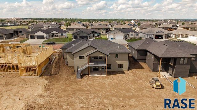 6505 E Fieldview St Street, Sioux Falls, SD 57110