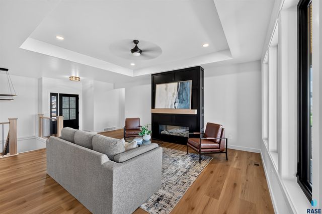 6505 E Fieldview St Street, Sioux Falls, SD 57110