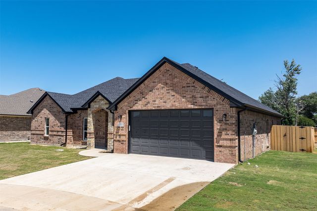 717 Cobblestone Circle, Mabank, TX 75147
