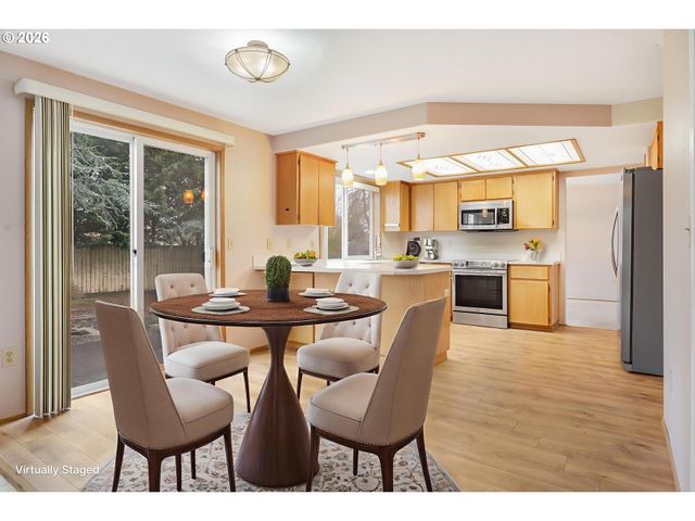 15814 Ne 70TH St, Vancouver, WA 98682