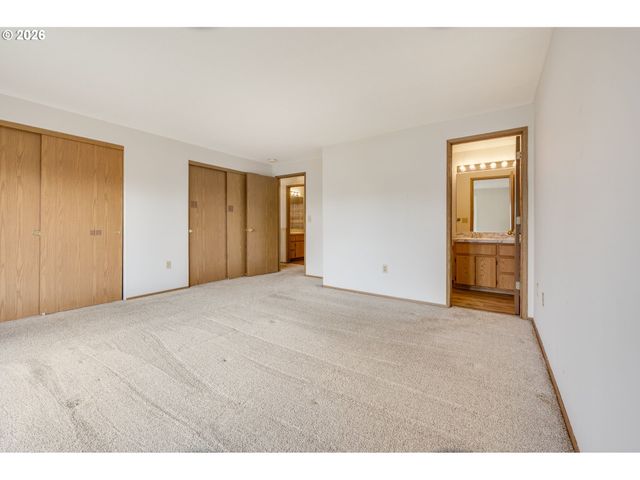 15814 Ne 70TH St, Vancouver, WA 98682