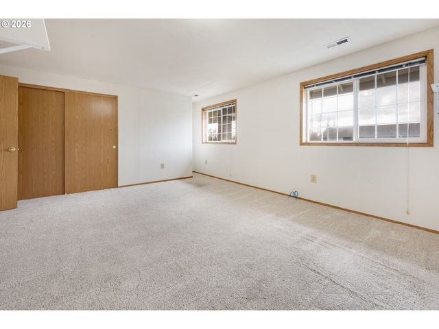 15814 Ne 70TH St, Vancouver, WA 98682