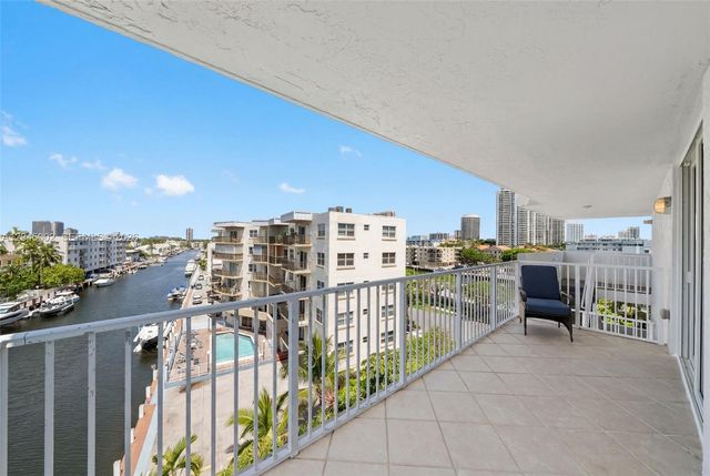 4000 NE 169th St 607, North Miami Beach, FL 33160