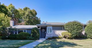 6 Janis Street, Hudson, NY 12534