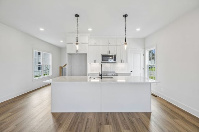 812 Greenland Dr, Murfreesboro, TN 37130