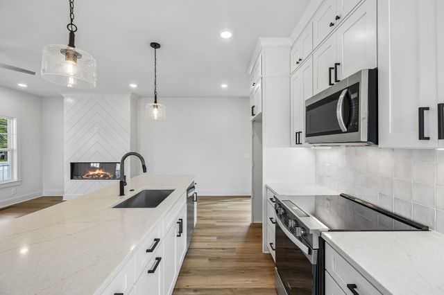 812 Greenland Dr, Murfreesboro, TN 37130