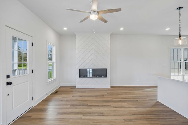 812 Greenland Dr, Murfreesboro, TN 37130