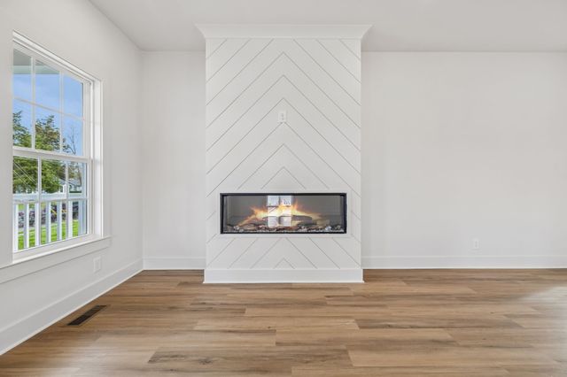 812 Greenland Dr, Murfreesboro, TN 37130