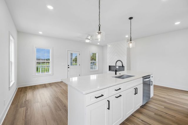 812 Greenland Dr, Murfreesboro, TN 37130