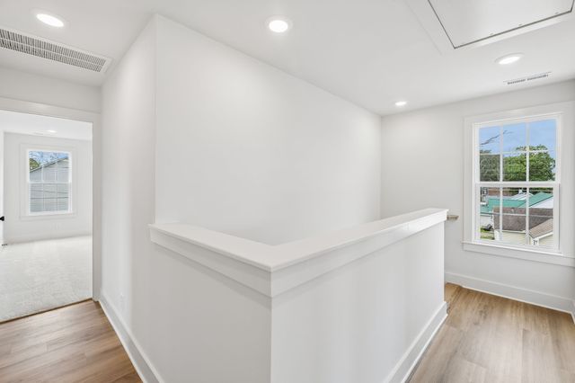 812 Greenland Dr, Murfreesboro, TN 37130