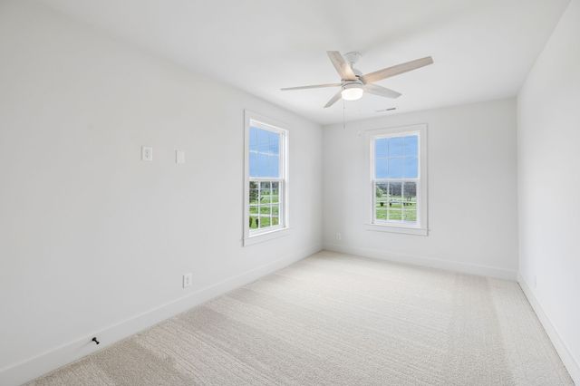 812 Greenland Dr, Murfreesboro, TN 37130