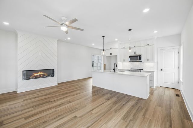 812 Greenland Dr, Murfreesboro, TN 37130