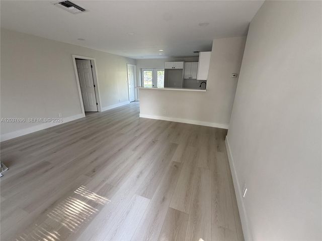 1700 SW 69th Terrace, North Lauderdale, FL 33068