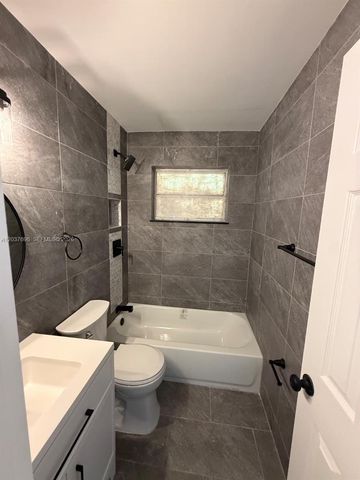 1700 SW 69th Terrace, North Lauderdale, FL 33068