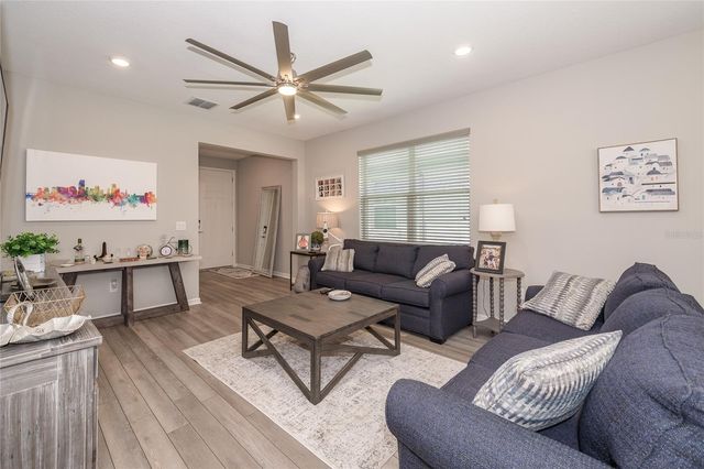 19437 SHIP WHEEL WAY, Land O Lakes, FL 34638
