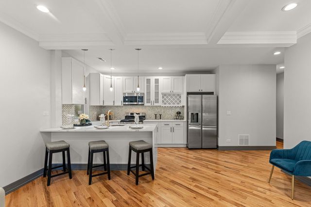 6150 S Saint Lawrence Avenue, Chicago, IL 60637