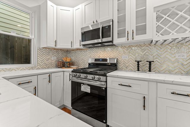 6150 S Saint Lawrence Avenue, Chicago, IL 60637