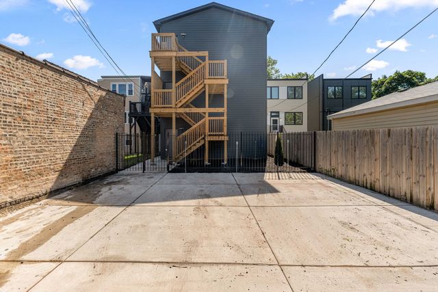 6150 S Saint Lawrence Avenue, Chicago, IL 60637