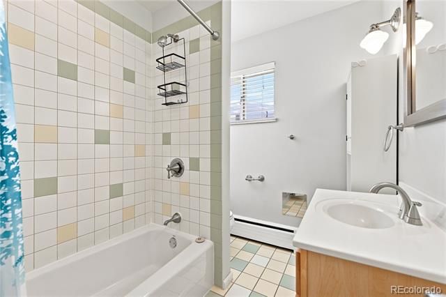 1631 Xanthia Street, Denver, CO 80220