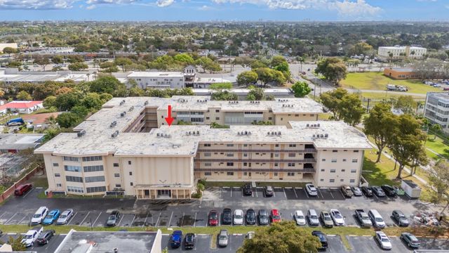 4191 NW 41st Street 214, Lauderdale Lakes, FL 33319