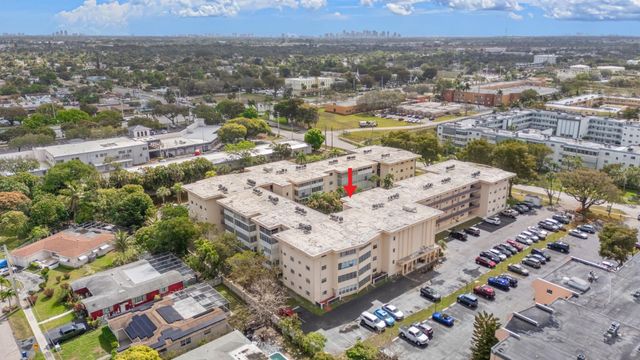 4191 NW 41st Street 214, Lauderdale Lakes, FL 33319