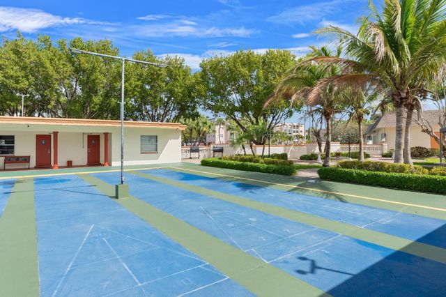 4191 NW 41st Street 214, Lauderdale Lakes, FL 33319