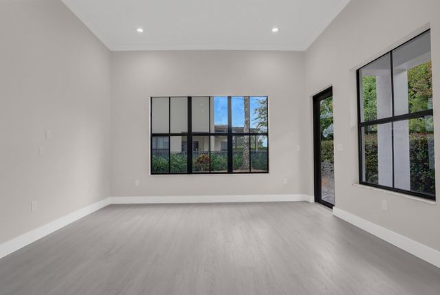 8504 NW 37th Court, Cooper City, FL 33024