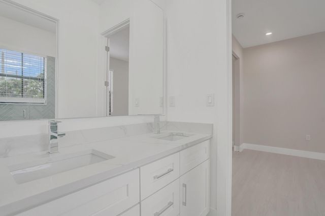 8504 NW 37th Court, Cooper City, FL 33024