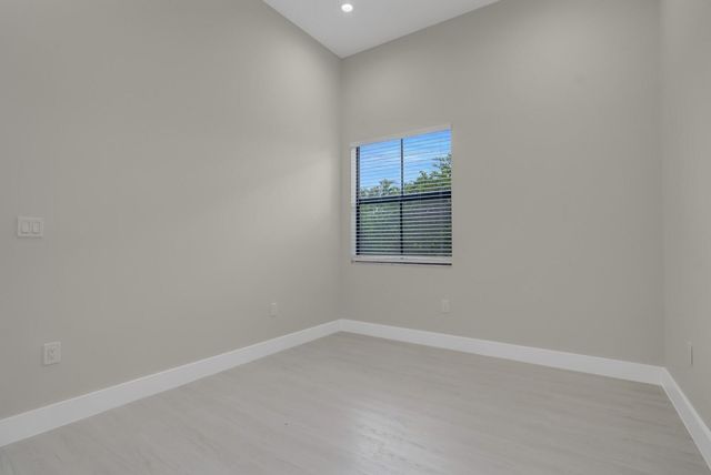 8504 NW 37th Court, Cooper City, FL 33024