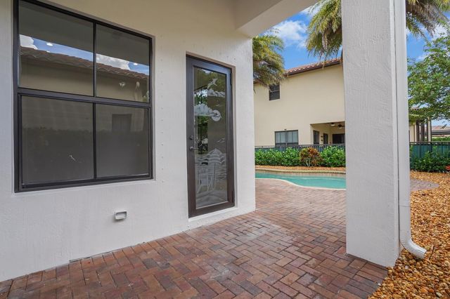 8504 NW 37th Court, Cooper City, FL 33024