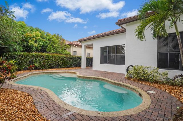 8504 NW 37th Court, Cooper City, FL 33024