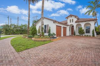 8504 NW 37th Court, Cooper City, FL 33024